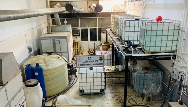 "Çengel-4" operasyonu: 23 ton içkiye el konuldu 1 “Çengel-4” operasyonu: 23 ton içkiye el konuldu