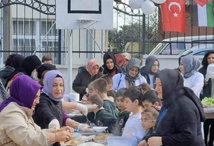 Filistin’e yardım kampanyası düzenlendi, paralar Diyanet Vakfı’na aktarıldı 1 Filistin’e yardım kampanyası düzenlendi, paralar Diyanet Vakfı’na aktarıldı