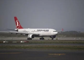 Pilot ve kabin memurlarına uçuş sonrası da alkol testi yapılacak