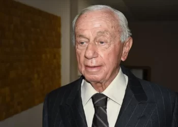 Klasik Türk müziği hafızasını kaybetti! Prof. Dr. Nevzat Atlığ vefat etti