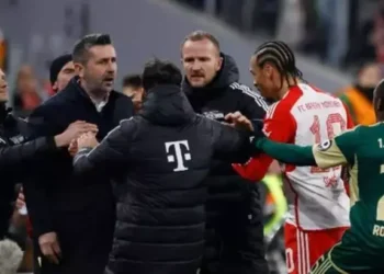 Bundesliga’da şok anlar: Trabzonspor’un eski hocası Bjelica, Bayern Münih’li Sane’yi tokatladı