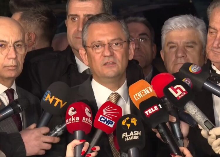 Özgür Özel: Meral Akşener ya ciddi şekilde yanıltıldı ya da bizimle kavga etmek istiyor 1 Özgür Özel: Meral Akşener ya ciddi şekilde yanıltıldı ya da bizimle kavga etmek istiyor