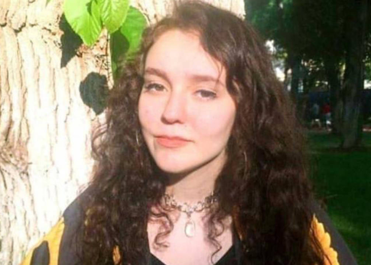 Gaziantep'te AKP’li belediye başkanının ehliyetsiz yeğeni çarpmıştı: Ezgi Alya Yiğit davası yine ertelendi! 1 Gaziantep’te AKP’li belediye başkanının ehliyetsiz yeğeni çarpmıştı: Ezgi Alya Yiğit davası yine ertelendi!