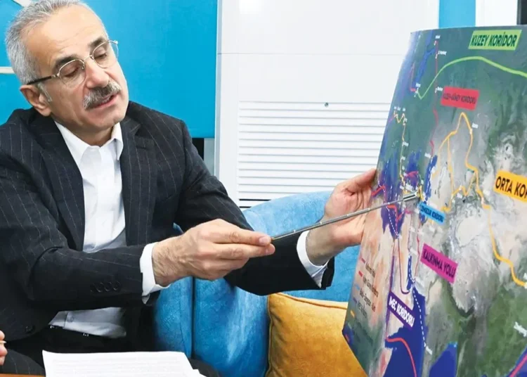 Gazze’de soykırım yapılırken Türkiye İsrail’e 701 gemi mal göndermiş 1 Gazze’de soykırım yapılırken Türkiye İsrail’e 701 gemi mal göndermiş
