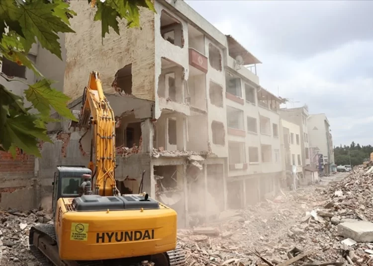 Kentsel dönüşümde kira desteği artırıldı: İşte illere göre kira yardımı 1 Kentsel dönüşümde kira desteği artırıldı: İşte illere göre kira yardımı