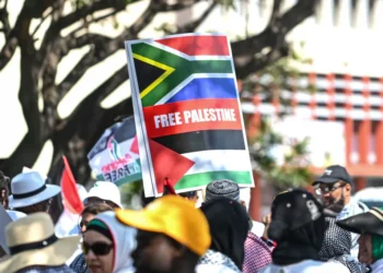 İsrail, aleyhinde soykırım davası açan Güney Afrika’ya uçuşları askıya aldı