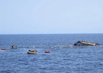 Brezilya’da aşırı dolu tekne sulara gömüldü! 8 ölü, çok sayıda kayıp