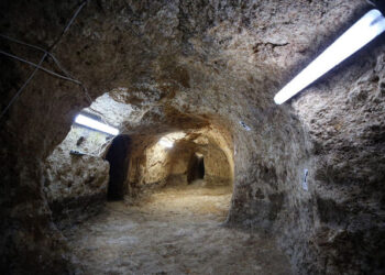 Sarayini’ne tünellerle bağlı yeni bir yer altı şehri keşfedildi