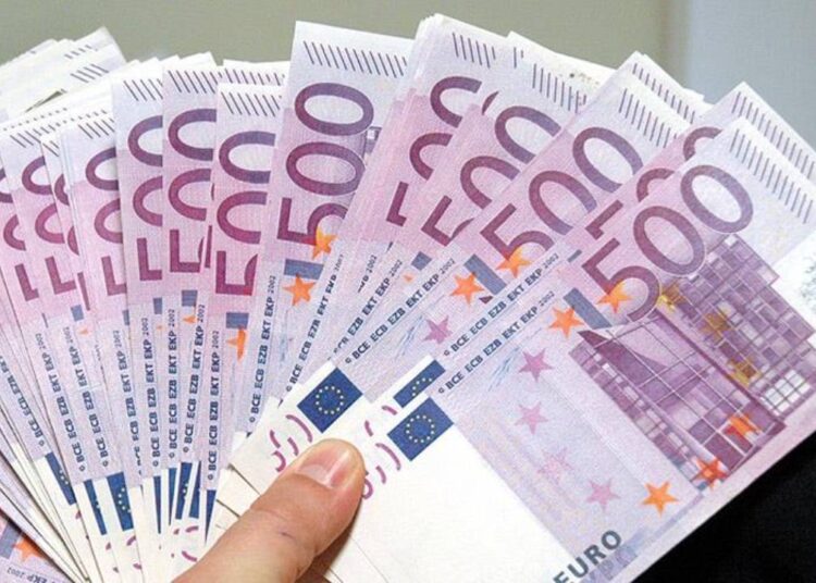 Valizler yanlışlıkla Mısır’a gitti: İçindeki eurolar kayboldu