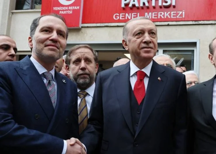 Yeniden Refah Partisi, İstanbul'da Murat Kurum'u destekleyecek 1 Yeniden Refah Partisi, İstanbul’da Murat Kurum’u destekleyecek