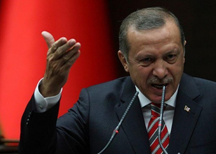 Ahmet Taşgetiren: 'O tehdit ifadelerinin çirkinliği... Yapma lütfen' 1 Ahmet Taşgetiren: ‘O tehdit ifadelerinin çirkinliği… Yapma lütfen’