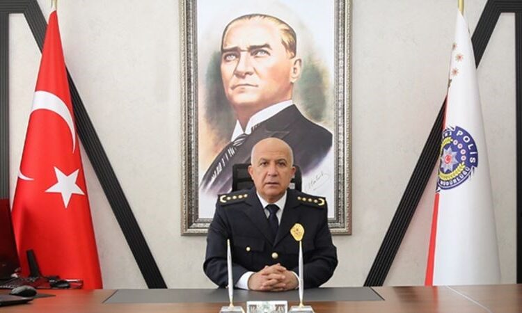 'Kaçak sigara' iddiası: Mersin Emniyet Müdürü Mehmet Aslan görevden alındı 1 ‘Kaçak sigara’ iddiası: Mersin Emniyet Müdürü Mehmet Aslan görevden alındı