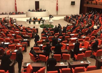 Kayyum olarak atananlara hukuki, mali ve cezai sorumsuzluk getiriliyor