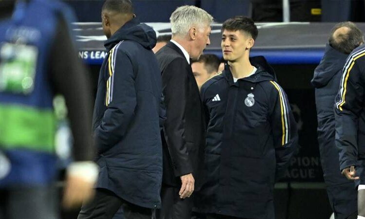 Arda Güler ile Carlo Ancelotti arasında özel görüşme 1 Arda Güler ile Carlo Ancelotti arasında özel görüşme