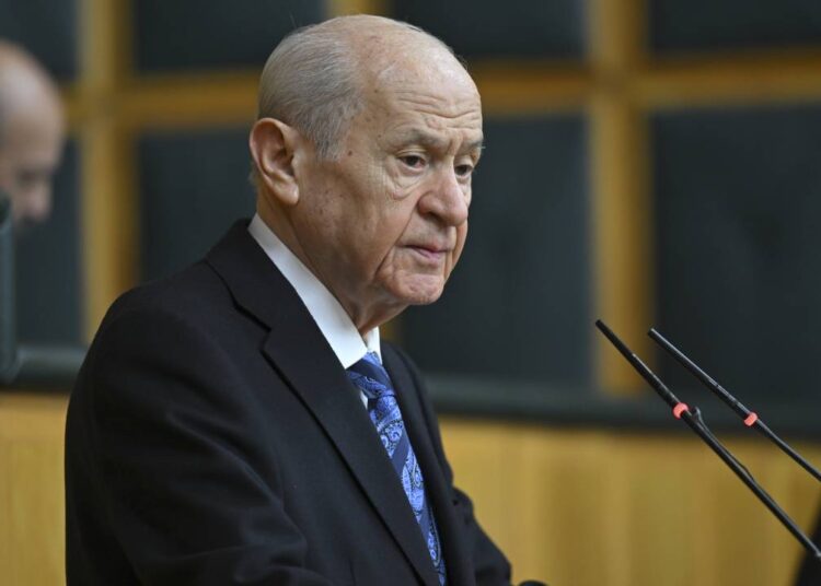 Bahçeli: Fiyat anarşistleri de FETÖ’cüdür, dükkanları kapatılmalıdır