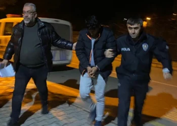 Iraklı profesöre ‘adınız terör olayına karıştı’ dediler, 6,5 milyon lira dolandırdılar