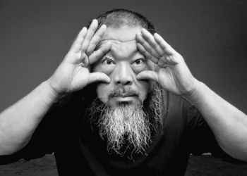 İsrail’i eleştirdiği için sergisi iptal edilen Çinli sanatçı: Batının ülkemden ne farkı var?