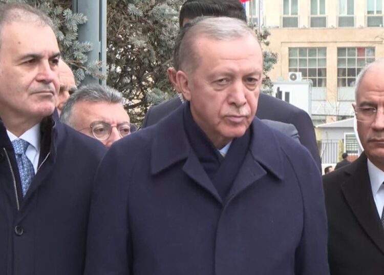 Erdoğan'dan A Haber muhabirine: 'Kendine gel...' 1 Erdoğan’dan A Haber muhabirine: ‘Kendine gel…’