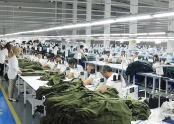 Beyinden sonra fabrikalar da göçmeye başladı!