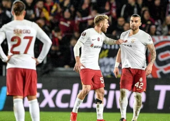 Galatasaray, Avrupa’daki hüsran sonrası liderliğini korumak istiyor