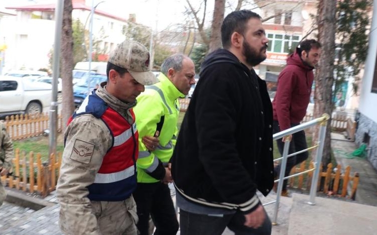 İliç maden faciası soruşturmasında şirketin Türkiye müdürü gözaltına alındı 1 İliç maden faciası soruşturmasında şirketin Türkiye müdürü gözaltına alındı