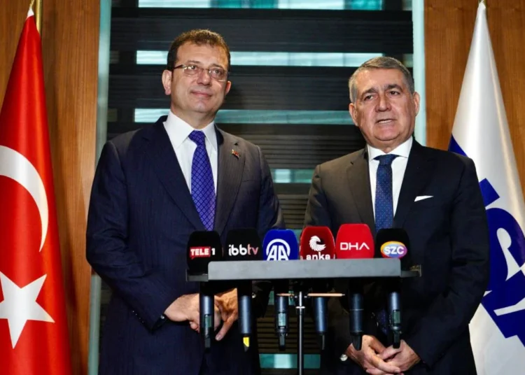 Ekrem İmamoğlu'ndan TÜSİAD Başkanı Orhan Turan’a ziyaret 1 Ekrem İmamoğlu’ndan TÜSİAD Başkanı Orhan Turan’a ziyaret