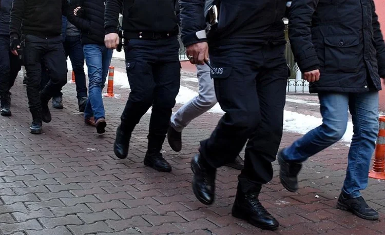 İstanbul’da ‘Redkitler’ ve ‘Daltonlar’ operasyonları: 22 tutuklama