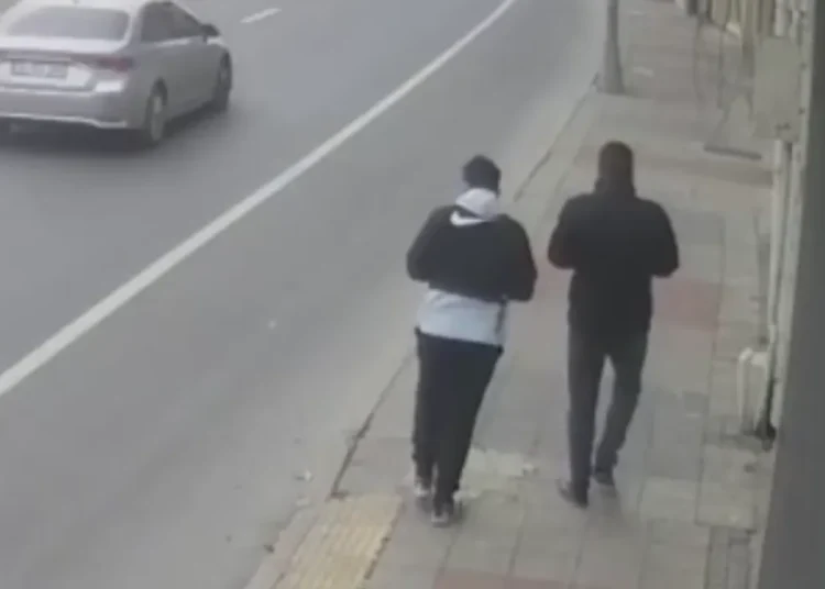 MOSSAD'a bilgi aktarıldığı iddiası: 7 kişi tutuklandı 1 MOSSAD’a bilgi aktarıldığı iddiası: 7 kişi tutuklandı