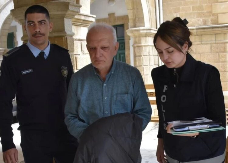 Emekli korgeneral kaçakçılıktan tutuklandı 1 Emekli korgeneral kaçakçılıktan tutuklandı