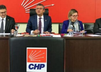 Tekrar aday gösterilmeyen Tunç Soyer’e Özgür Özel’den yeni teklif