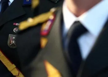 Atatürk tartışmasında yedi teğmen ihraç edildi