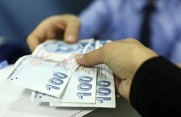 AK Partili vekilin oğlu, yoksulun yardımına başvurmuş 1 AK Partili vekilin oğlu, yoksulun yardımına başvurmuş