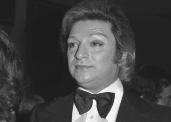 Yapım şirketinden “Zeki Müren filmi” açıklaması
