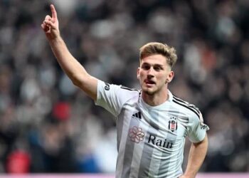 Beşiktaş’ta Semih Kılıçsoy ayrılığın kapısından dönmüş