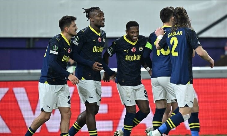 Konferans Ligi şampiyonluk oranları güncellendi: Fenerbahçe favoriler arasında! 1 Konferans Ligi şampiyonluk oranları güncellendi: Fenerbahçe favoriler arasında!