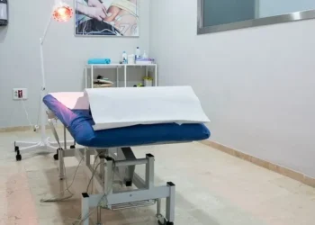 Sedyeden düşürülen hasta hayatını kaybetti