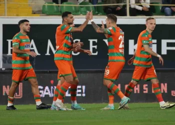 Akdeniz’e inen Karadeniz fırtınasını Trabzon’un evladı dindirdi: 3-1