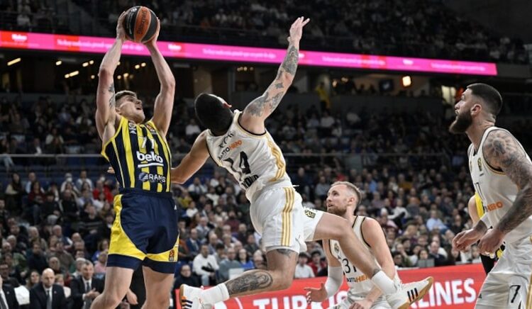 Real Madrid’i evinde yenen Fenerbahçe'de keyifler yerinde 1 Real Madrid’i evinde yenen Fenerbahçe’de keyifler yerinde