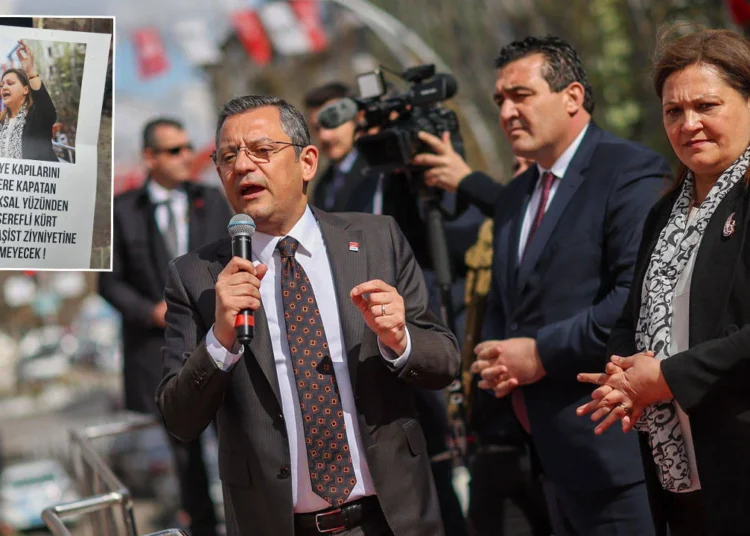 İstanbul'da Kürtlere seslenen ve CHP'yi hedef alan imzasız bildiriler dağıtıldı 1 İstanbul’da Kürtlere seslenen ve CHP’yi hedef alan imzasız bildiriler dağıtıldı