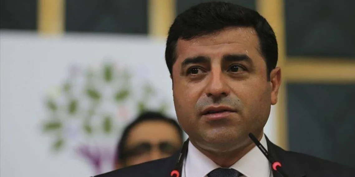 Anasayfa 66 Avukatı duyurdu: Demirtaş’a dayatılan hukuksuzluktan vazgeçilmiştir