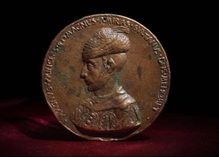 Fatih'in "tılsımlı madalyonu" 82 milyon liraya satışa çıkıyor 1 Fatih’in “tılsımlı madalyonu” 82 milyon liraya satışa çıkıyor