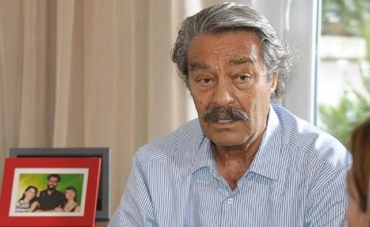 Kadir İnanır hastaneye kaldırıldı 1 Kadir İnanır hastaneye kaldırıldı