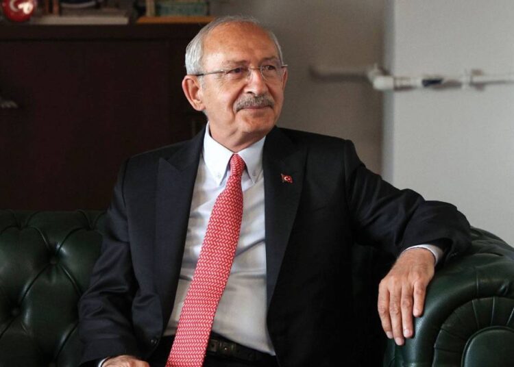 Kılıçdaroğlu'na hapis talebi 1 Kemal Kılıçdaroğlu: Bursa, Balıkesir, Manisa gibi büyükşehirleri de kazanacağız