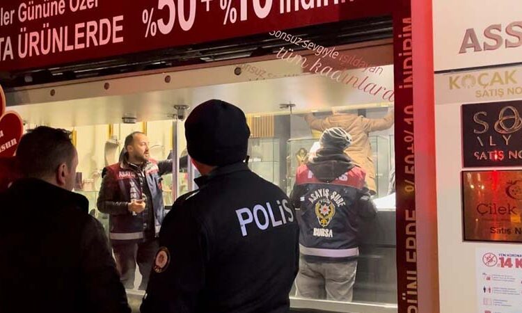 Kar payı vereceğini söyleyerek altınları topladı: Kuyumcu, ortalıktan kayboldu