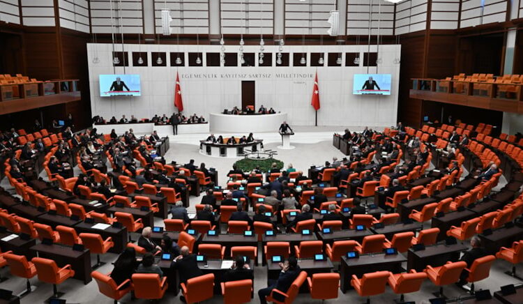 5 vekile ait dokunulmazlık fezlekeleri Meclis’te