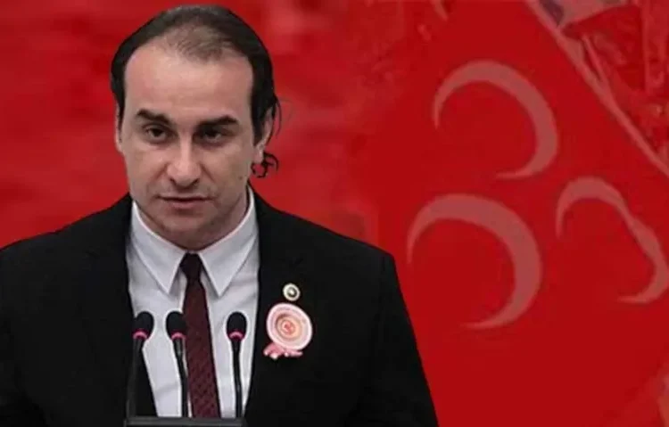 Ülkü Ocakları tarafından tehdit edilen Türkeş: Kader kime yazdıysa o ölür 1 Ülkü Ocakları tarafından tehdit edilen Türkeş: Kader kime yazdıysa o ölür
