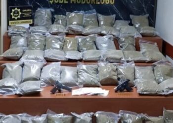 Polis ve jandarmadan 41 ilde narkotik operasyonu! 434 gözaltı 8 Polis ve jandarmadan 41 ilde narkotik operasyonu! 434 gözaltı