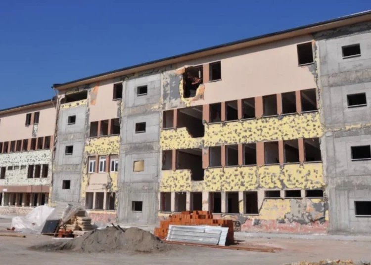 Okullar ‘güçlendirme’ adı altında yağmalanmış 1 Okullar ‘güçlendirme’ adı altında yağmalanmış