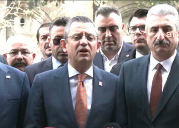 Özgür Özel’den Erdoğan’a: Murat Kurum’u çek, Pinokyo’yu aday göster