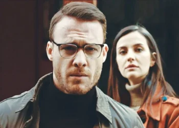 Eflatun: Kalp gözünden bir aşk hikâyesi